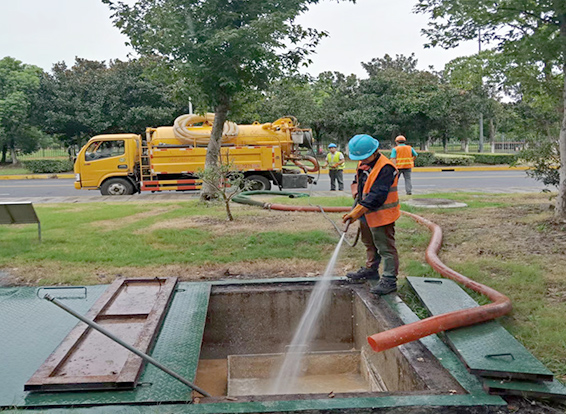 平坝化油池清理